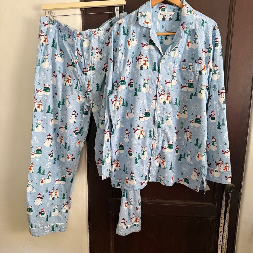COMPANY Store Men's  Flannel Christmas Pajamas | Large